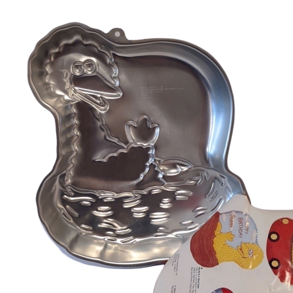 VINTAGE Wilton Big Bird cake pan
